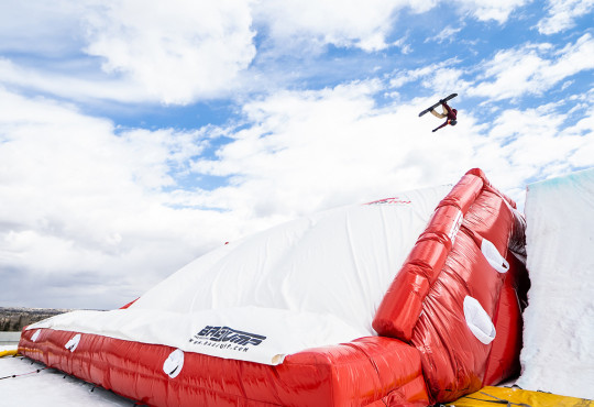 Freestyle Snowboard Advanced at WinSport