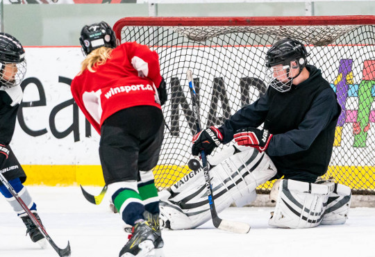 Winsport DevelopmentHockeyU12prepcamp twoplayersscoreonagoalie