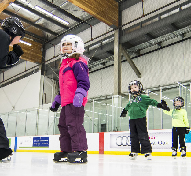 Winsport Skating childreninlesson