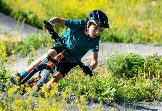 Winsport MountainBike BermBanditriderinskillscentre hero