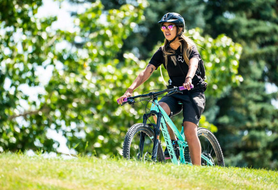 Winsport MountainBiking womanridingamountainbike