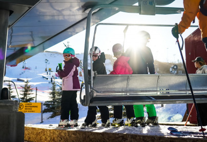 Winsport SchoolPrograms fourchildrengetonchairlift